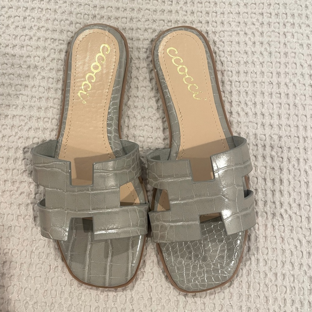 Hermes look alike sandals